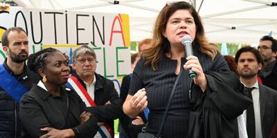 La candidate Nupes Raquel Garrido et des militants victimes de gaz lacrymogènes à Drancy