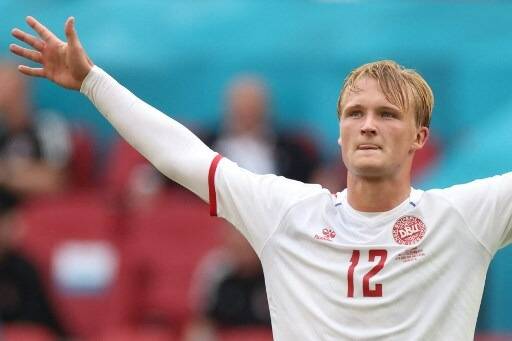 Euro: le superbe but de l'attaquant de l'OG Nice, Kasper Dolberg, avec le Danemark