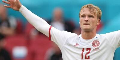 Euro: le superbe but de l'attaquant de l'OG Nice, Kasper Dolberg, avec le Danemark