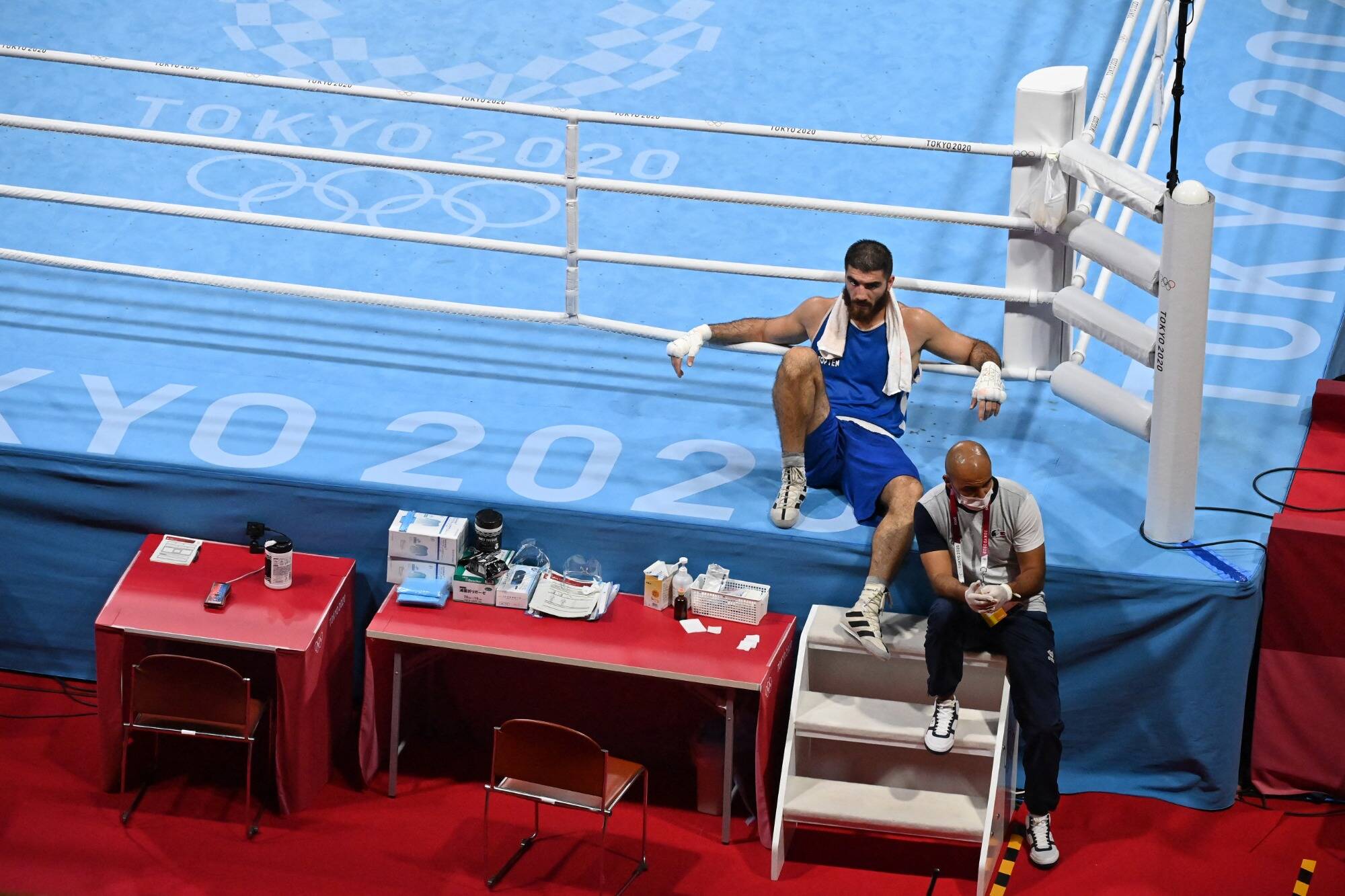 JO de Tokyo: la colère du boxeur niçois Mourad Aliev, disqualifié injustement en quart de finale