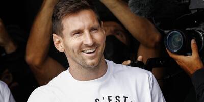 Paris et le PSG ont accueilli le footballeur Lionel Messi comme un roi