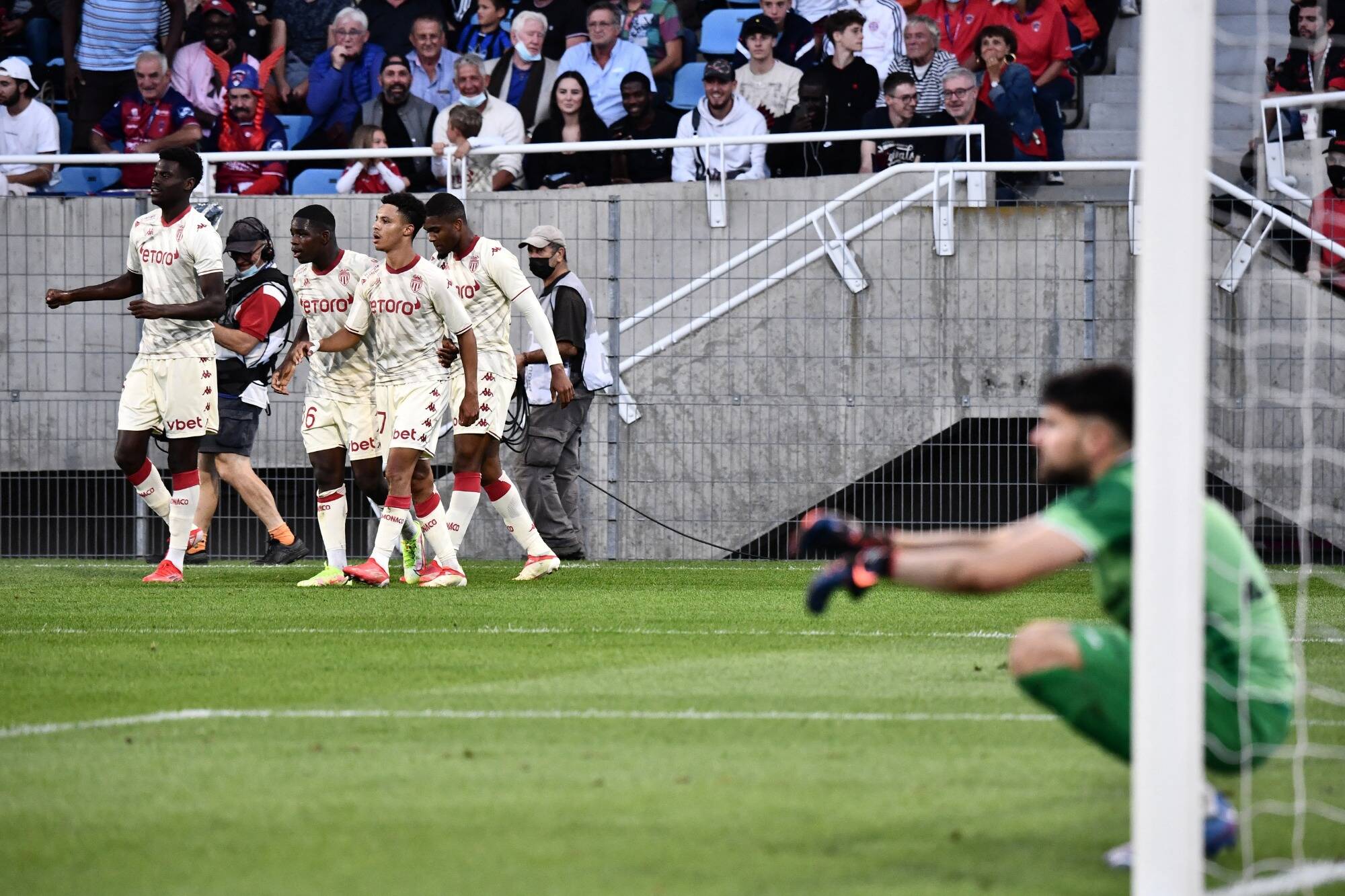 "C'est l'ASM qu'on aime voir", Niko Kovac satisfait de la victoire de ses joueurs à Clermont