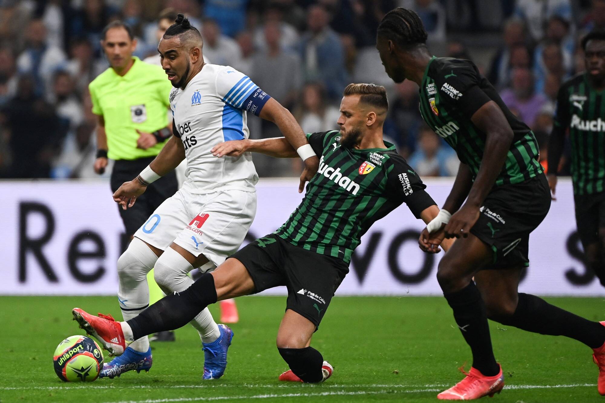 Première défaite de Marseille contre Lens (3-2), nouveau dauphin du PSG