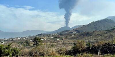 Après une brève interruption, le volcan Cumbre vieja crache à nouveau des cendres aux Canaries