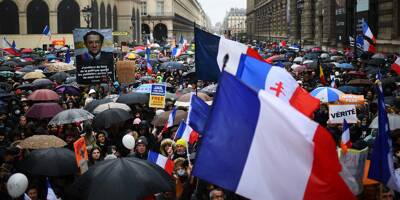 Anti-pass: très net rebond de la mobilisation, plus de 100.000 manifestants en France