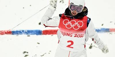 La Française Perrine Laffont en finale du ski de bosses à Pékin