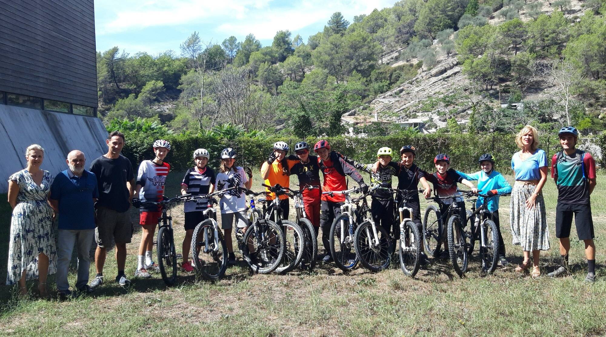 Ouverture d une section scolaire VTT au coll ge de L Escar ne