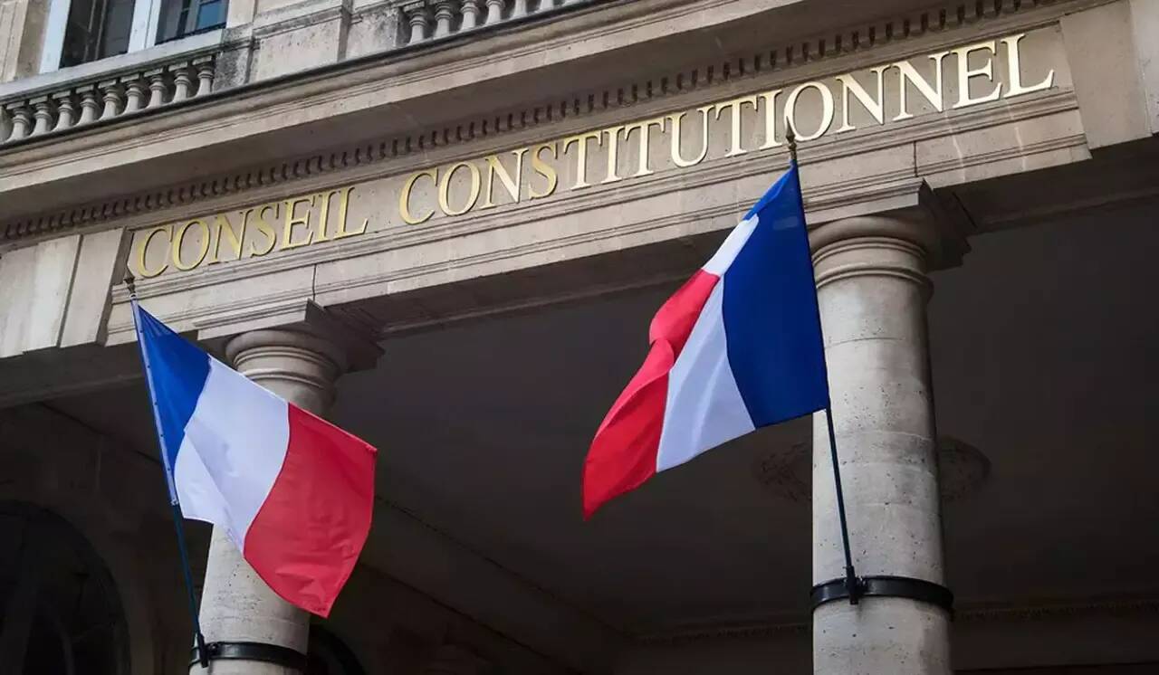 Pourquoi une censure partielle de la réforme des retraites est "probable": les explications d'une constitutionnaliste