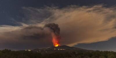 Le volcan de l'Etna crache des cendres, l'aéroport de Catane obligé de fermer
