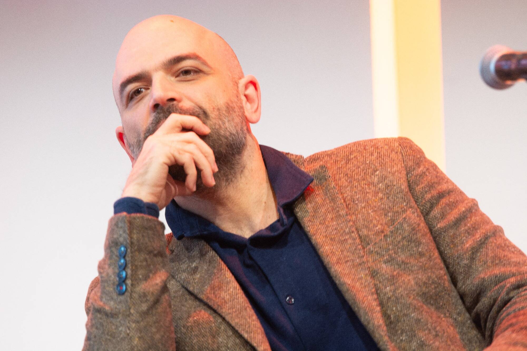 "Ma vie a été ruinée": menacé de mort par la mafia, l'auteur de Gomorra fait condamner un chef de la camorra