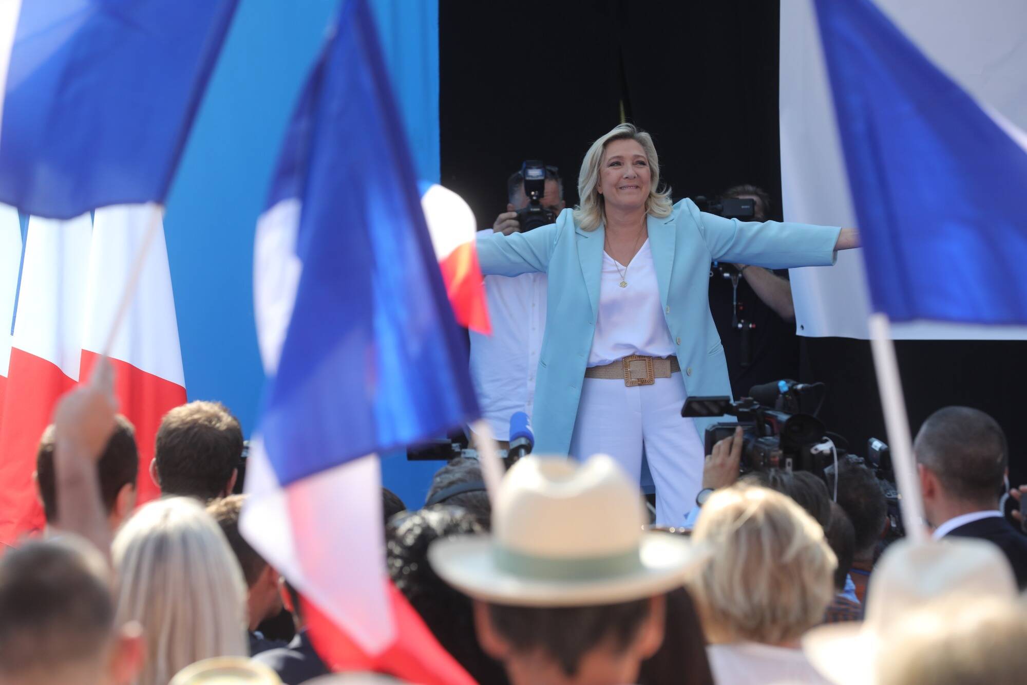 La présidentielle, Eric Zemmour, l'Union Européenne... Ce qu'il faut retenir du discours de rentrée de Marine Le Pen à Fréjus