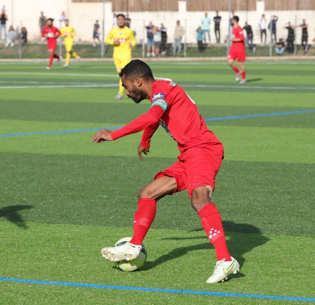 "C'était un mec en or": le foot varois sous le choc après le décès de Nessim Ramdane, abattu à Marseille