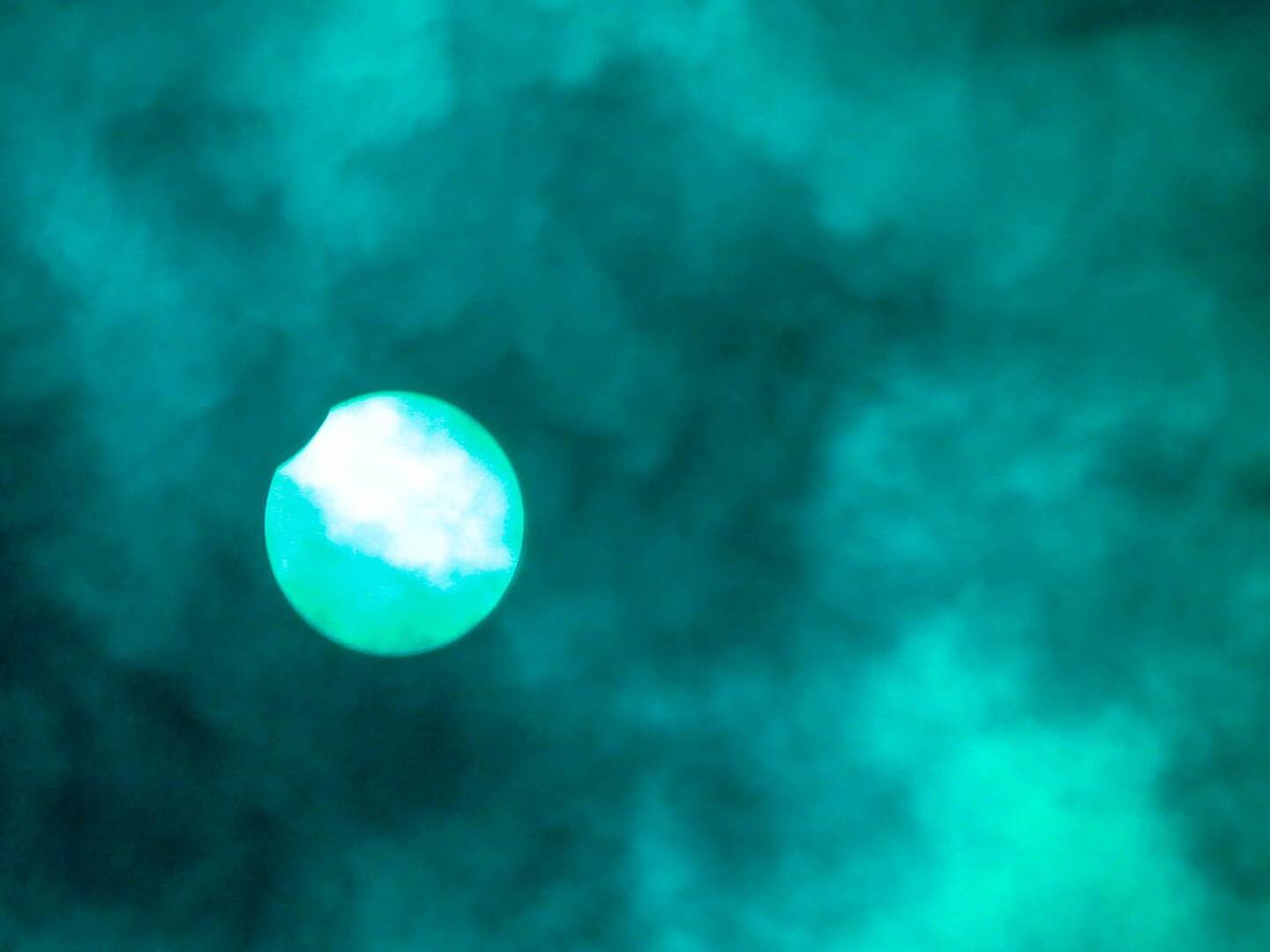 Eclipse solaire partielle, jeudi 10 juin 2021 à Nice.