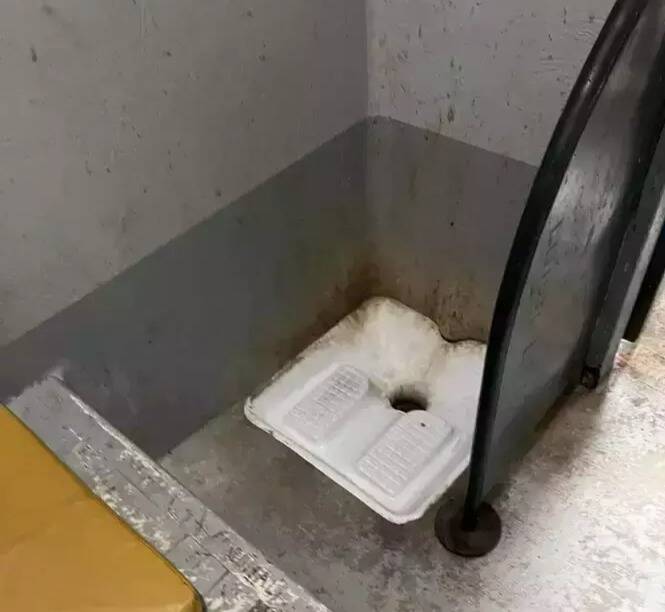 Insalubrité dans les geôles du commissariat Auvare: le ministère de l'Intérieur convoqué par la justice à Nice ne fait pas le déplacement