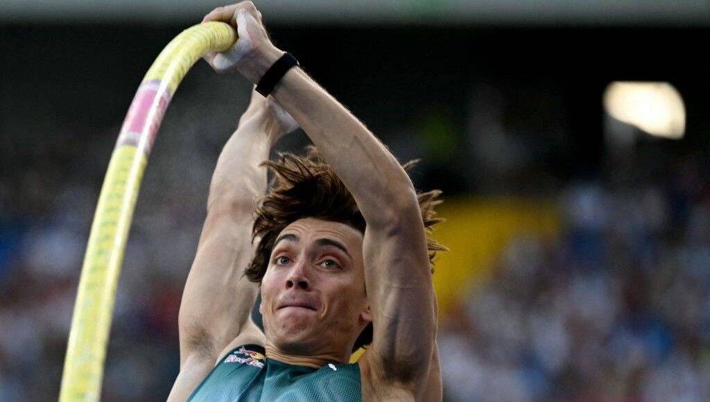 Athlétisme: Duplantis décroche un nouveau record du monde du saut à la perche à 6,26 m
