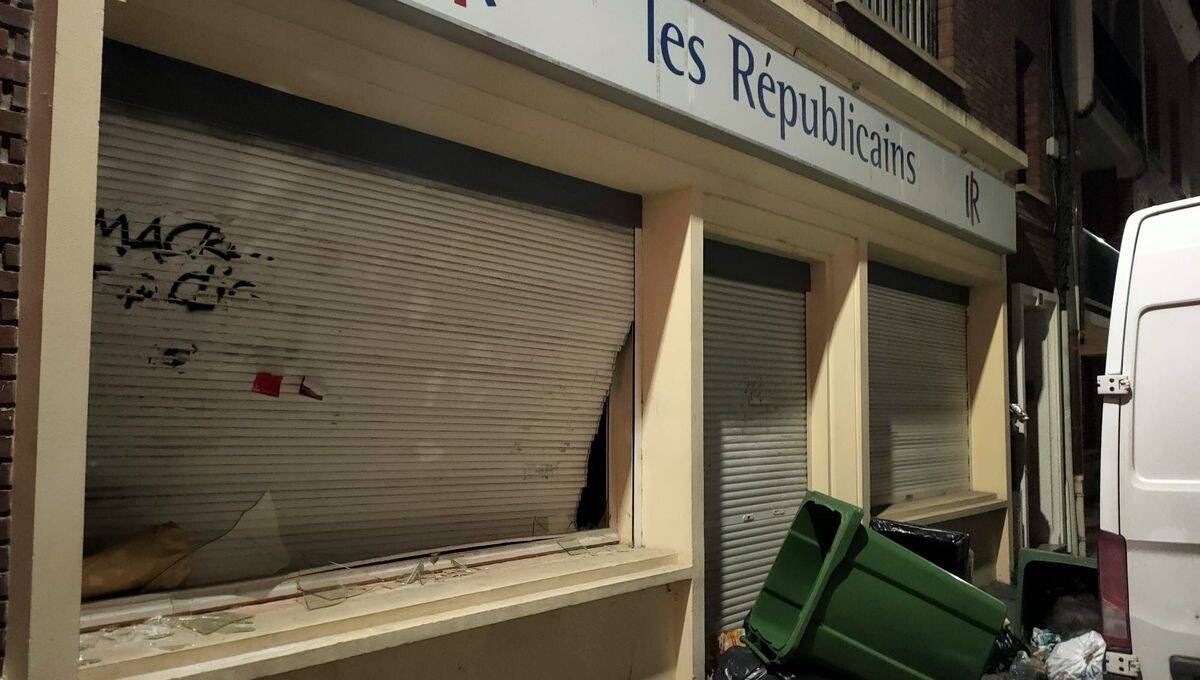Après Eric Ciotti et Eric Pauget, la permanence LR d'Amiens vandalisée par des manifestants lundi soir