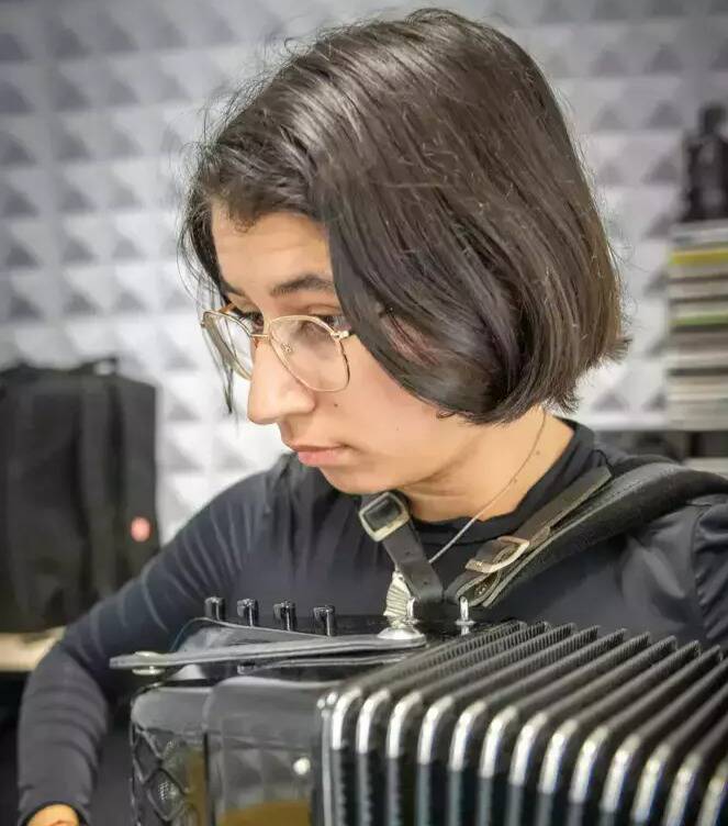 À 15 ans, cette Azuréenne remporte un concours international de musique