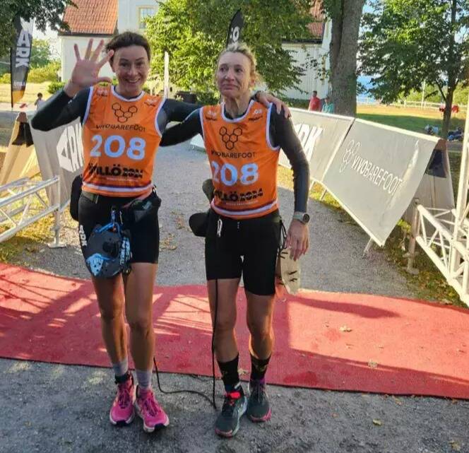 Meilleures françaises et parmi les cinq premières, une professeure d'anglais à Monaco et sa binôme ont brillé au championnat du monde de Swimrun en Suède