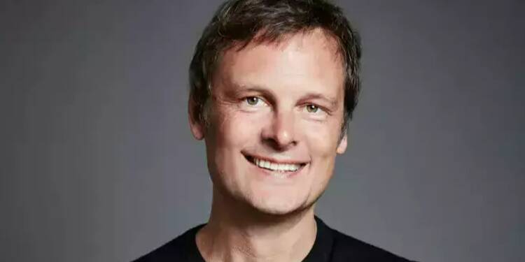 Retracer l'histoire de l'univers sous forme de voyage: rencontre avec le physicien et écrivain Christophe Galfard avant sa conférence à Hyères