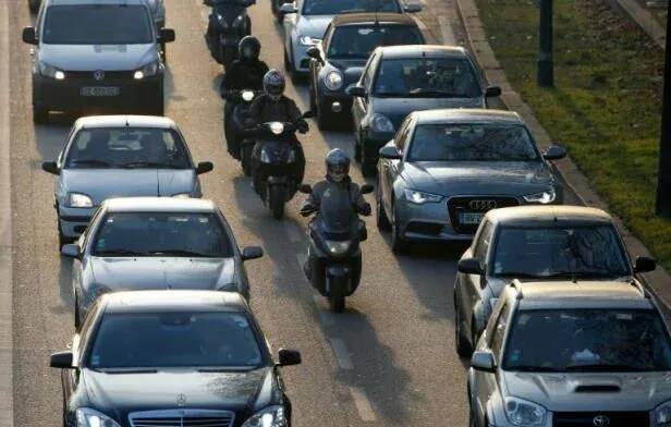 Un embouteillage d'une dizaine de kilomètres paralyse la circulation autour de Nice, ce mercredi matin