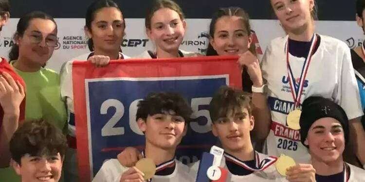 Les collégiens de Montauroux sacrés champions de France d’aviron à Paris