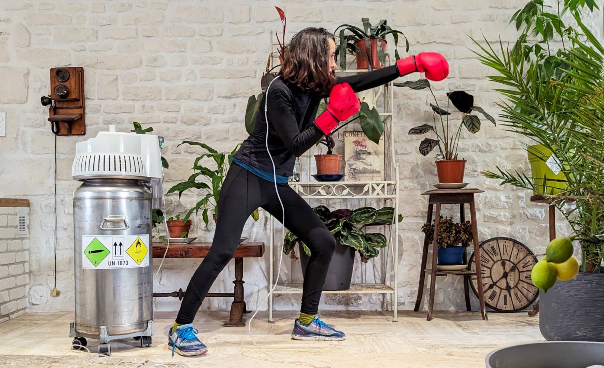Un frère et une soeur sur la scène du casino de Sanary pour raconter leurs parcours de vie