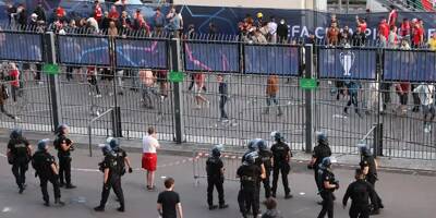 Incidents du Stade de France: plainte collective de plusieurs centaines de supporters de Liverpool