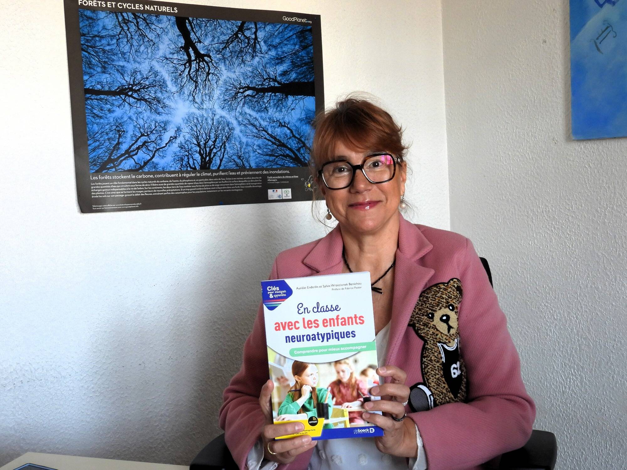 Un de vos élèves est neuroatypique? Ce guide pratique vous aidera à mieux le comprendre et l'accompagner