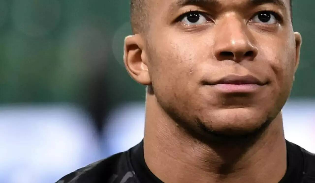 Jeune tué par un policier à Nanterre: "J'ai mal à ma France", réagit Kylian Mbappé 
