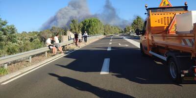 Un incendie se déclare sur une aire d'autoroute de l'A57 à hauteur de Gonfaron, 10 hectares déjà détruits