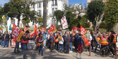 Réforme des retraites: une centaine de personnes manifestent devant la mairie du Cannet ce samedi