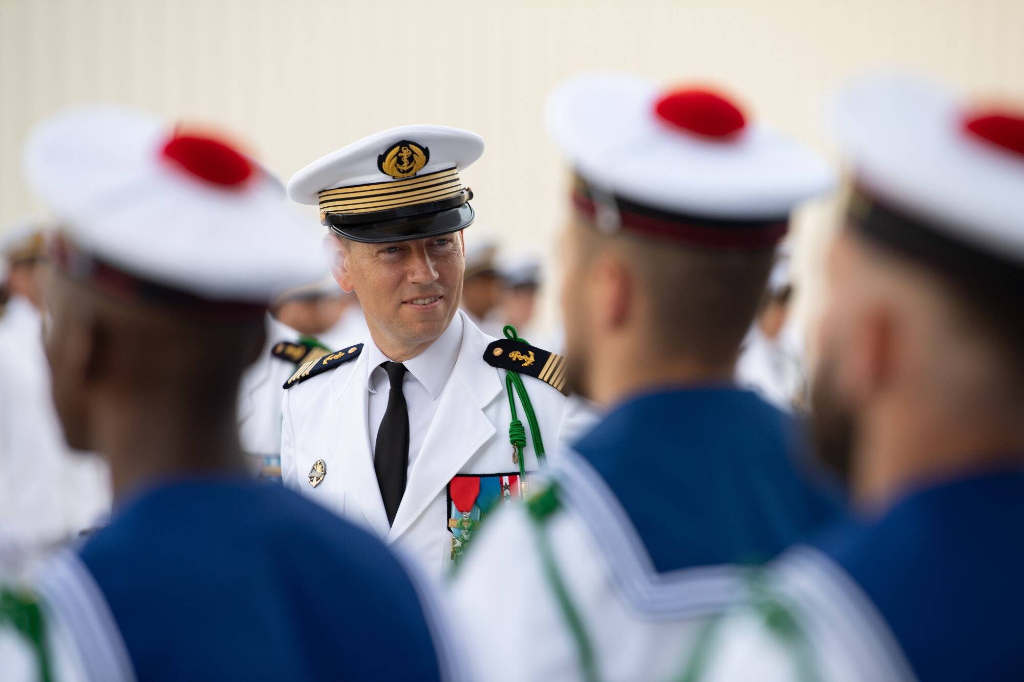 "Je ne me suis jamais dit que je commanderais ce bateau": rencontre avec le nouveau commandant du porte-avions Charles de Gaulle