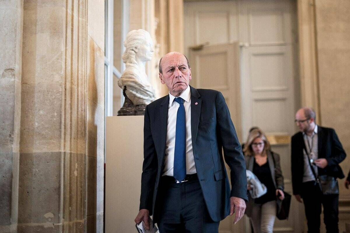 Mort dans la rue, "Monsieur Raymond" vivait depuis des années dans un box de parking insalubre appartenant à un député LR