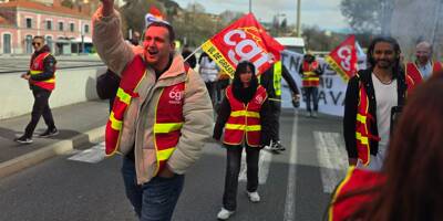 Une soixantaine de salariés de Moventis, délégataire de transport du Pays de Grasse, battent le pavé ce lundi matin