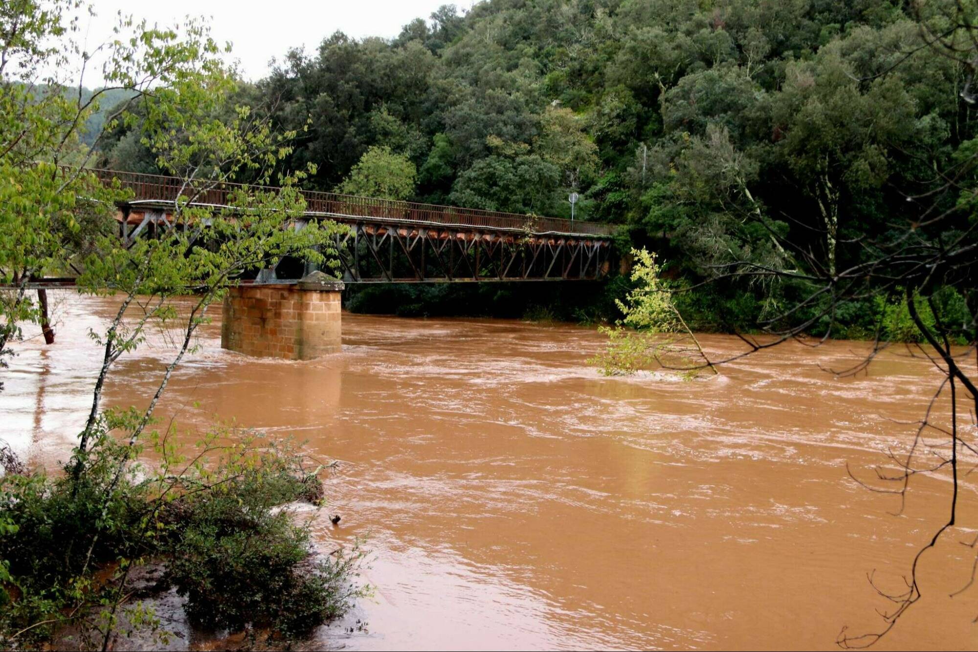 Épisode méditerranéen: la pluie et les orages vont se poursuivre jusque dans la nuit de samedi à dimanche