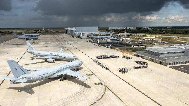 Un enfant de 2 ans meurt oublié dans une voiture en plein soleil sur la base aérienne d'Istres