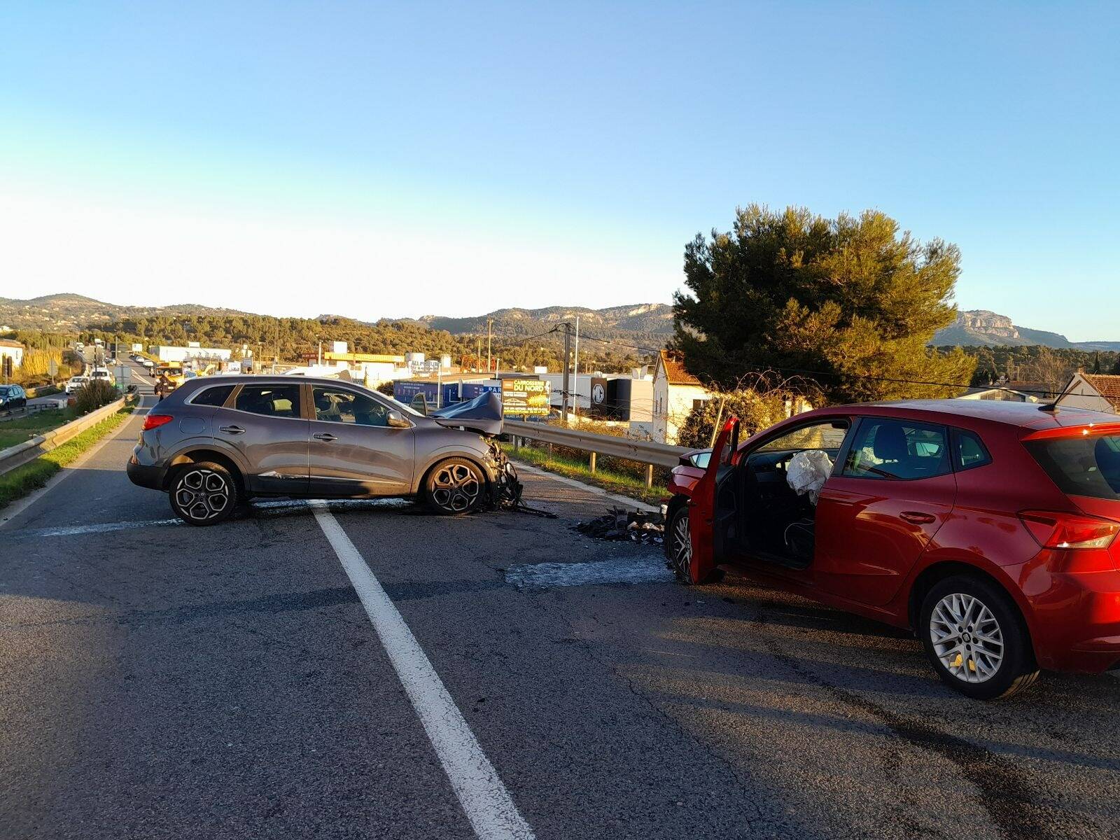 La circulation complètement coupée après un accident qui a fait trois victimes à La Seyne