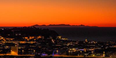 Vos photos de la Corse visible depuis la Côte d'Azur au petit matin... mais aussi en journée