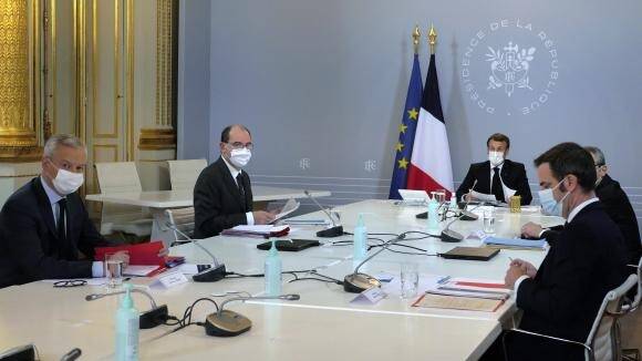Covid-19: quelles mesures face à la 5e vague? Les pistes sur la table du Conseil de Défense sanitaire qui se tiendra ce mercredi