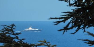 L'un des plus grands du monde, une valeur chiffrée à près de 300 millions de dollars: à qui appartient le super yacht Al Mirqab aperçu dans la baie des Anges?