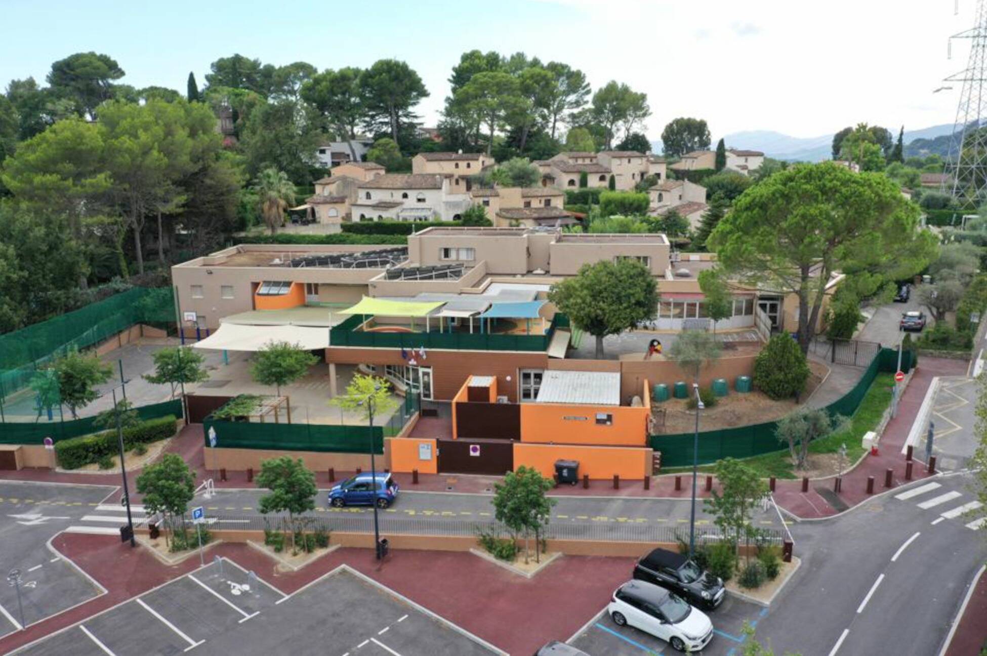 La nature reprend ses droits: rénovation terminée au groupe scolaire du Devens à Mougins, voici ce qui change