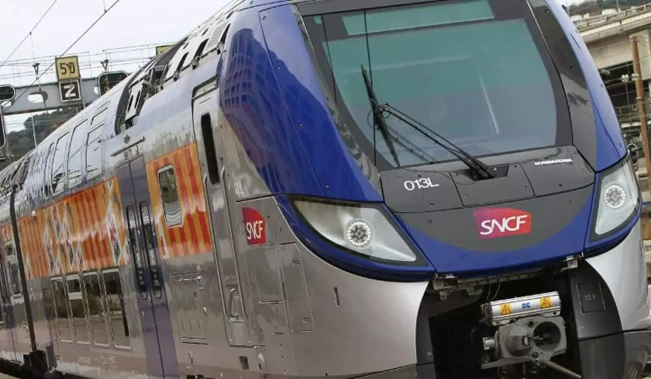 Un train en panne à Cannes-la-Bocca, la circulation sur les rails fortement perturbée ce mercredi matin