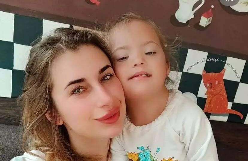 De l'innocence à la mort: Liza, 4 ans et atteinte de Trisomie 21, tuée par le bombardement russe sur Vinnytsia en Ukraine