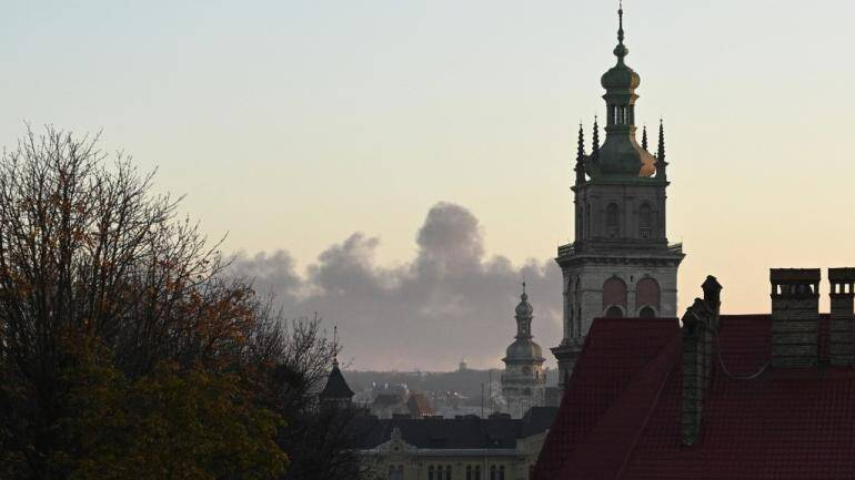 Guerre en Ukraine en direct: le missile qui a atteint la Pologne est un "message" de la Russie au G20, estime Volodymyr Zelensky
