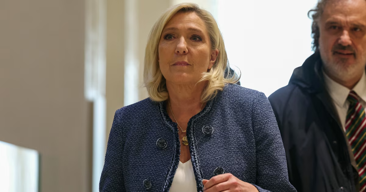 Procès du RN: Marine Le Pen inéligible pendant cinq ans et condamnée à quatre ans de prison, dont deux ferme aménagés sous bracelet électronique