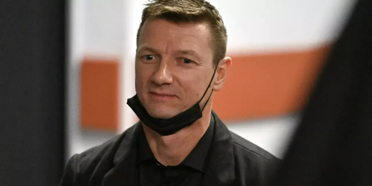 Violences à la sortie d'une discothèque en 2011: trois ans ferme requis en appel contre l'ancien footballeur du RC Lens Tony Vairelles