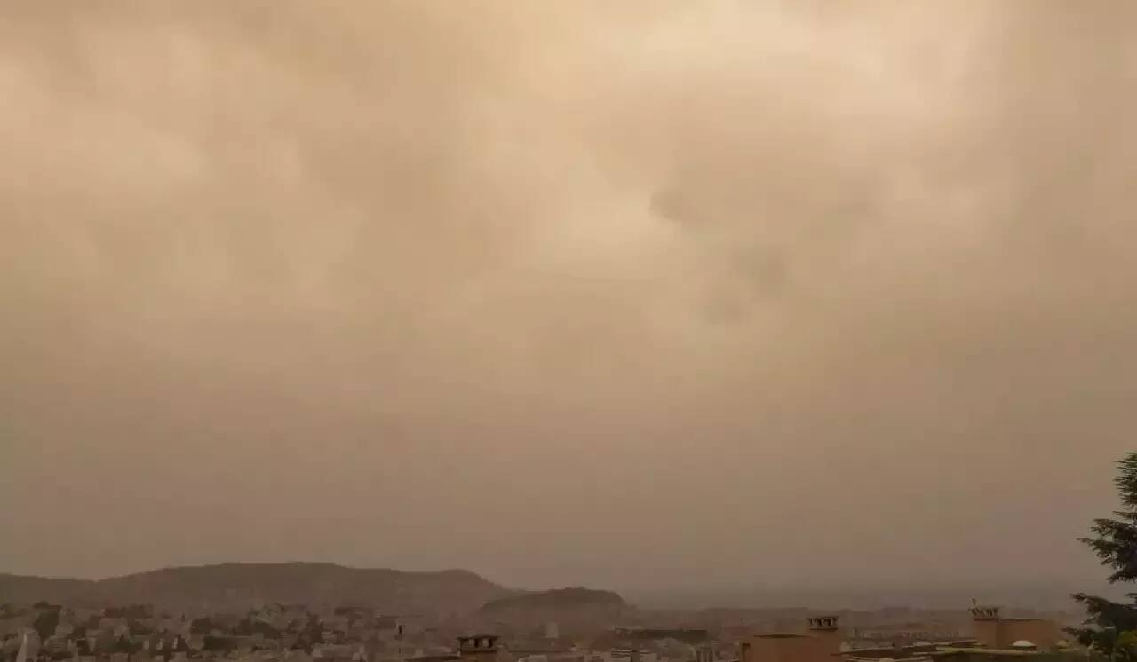 Attention, de nouvelles remontées de sable du Sahara attendues en France, le Var et les Alpes-Maritimes concernés