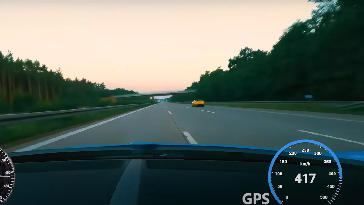Au volant d'une Bugatti, un milliardaire se filme à 417 km/h sur l'autoroute en Allemagne