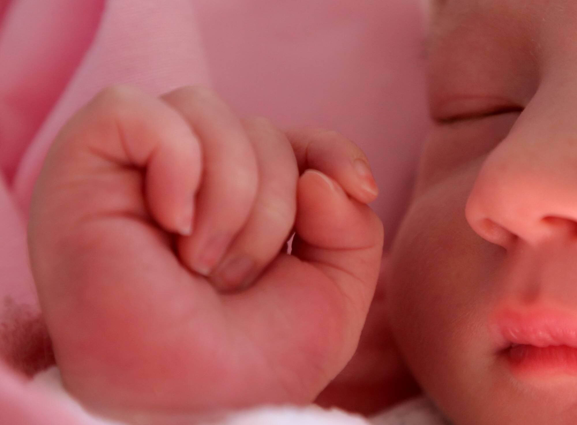 Votre prénom est-il à la mode dans les Alpes-Maritimes? Découvrez-le avec notre moteur de recherche