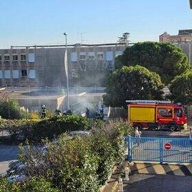 Un feu de broussailles près d'une école rapidement maîtrisé par les pompiers à Saint-Laurent-du-Var